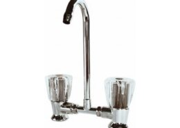 Water mengkraan verchroomd