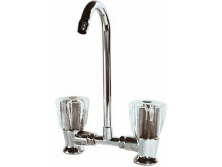 Water mengkraan verchroomd