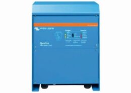 Omvormer en acculader Victron Quattro 12/5000-220