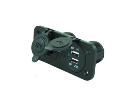 Waterdichte inbouwstekker, 1 x 12V + 2 x USB