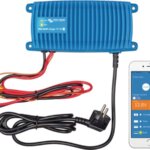 Acculader Victron Blue Smart 12/25 IP67 +SI