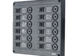 Schakelpaneel P12, automatische zekeringen 24V