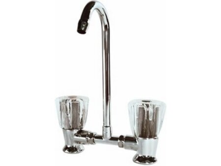 Water mengkraan verchroomd