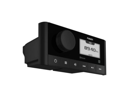 Fusion MS-RA60 marine radio