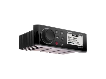 Fusion RA70 serie nautische radio